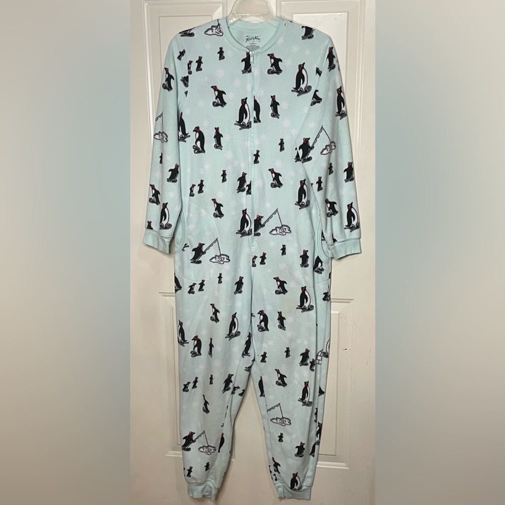 Nick & Nora One-Piece Footed Penguin Igloo Fleece Zip Pajamas Women’s Sz Small